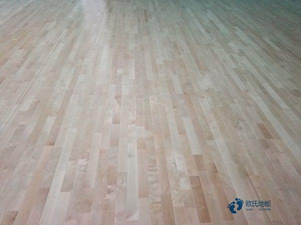 實木運動場館木地板怎樣保養