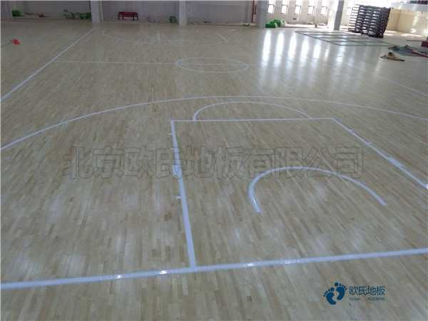 雙層龍骨運(yùn)動場地地板怎樣保養(yǎng)