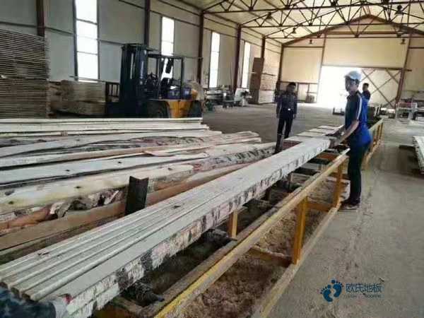 實(shí)木體育地板需要多少錢