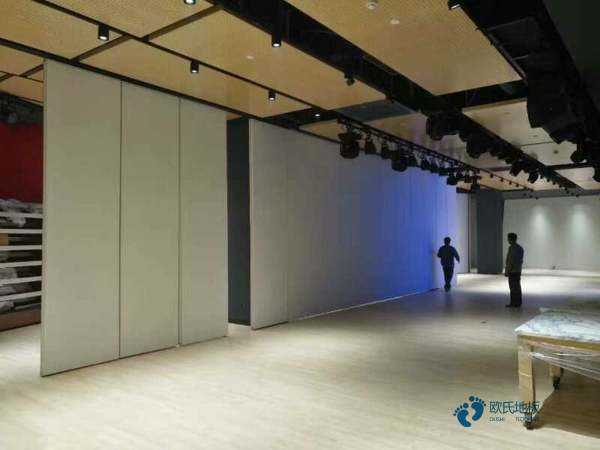 國(guó)標(biāo)體育地板需要多少錢