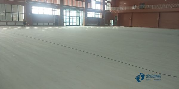 用哪種籃球體育地板報價單