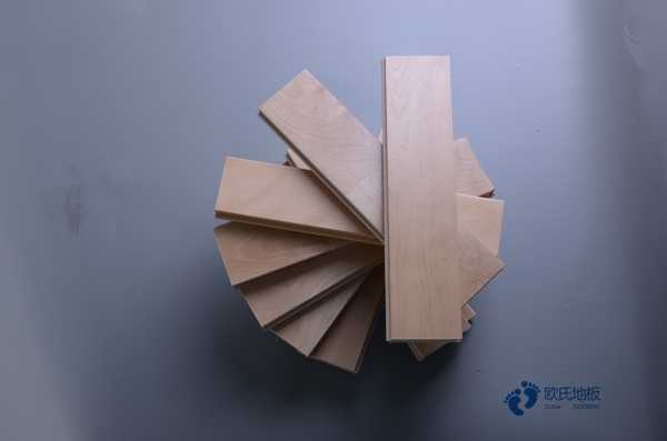 懸浮式籃球運動木地板要用什么擦好