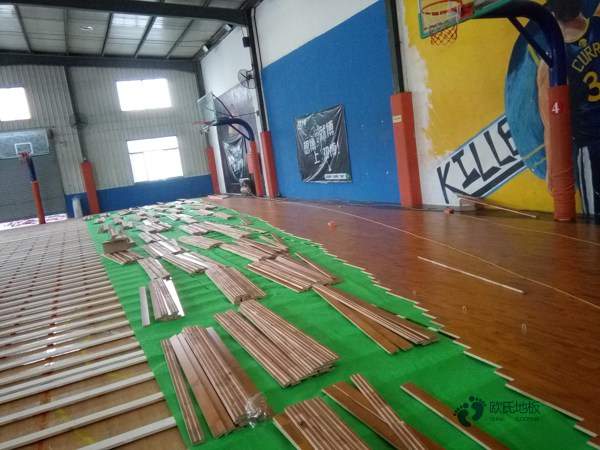 單龍骨籃球場(chǎng)地板如何保養(yǎng)3