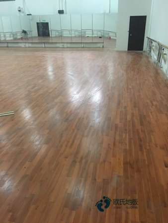 室內運動木地板用什么木質的好