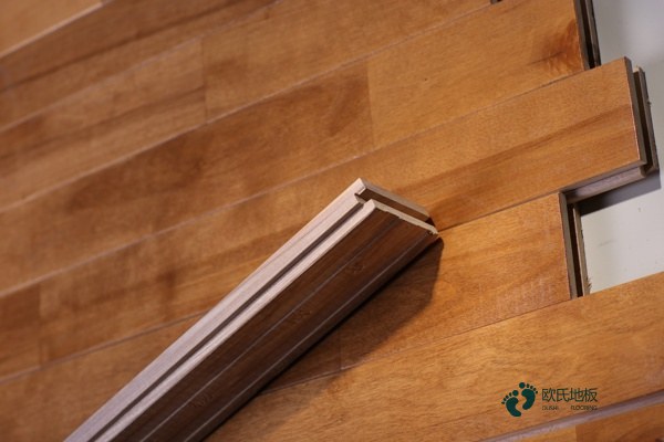 學(xué)?；@球場(chǎng)木地板適合籃球館嗎3