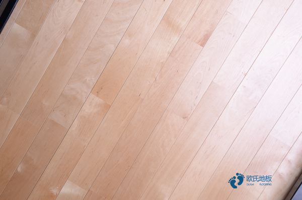 學?；@球館地板能用多久3