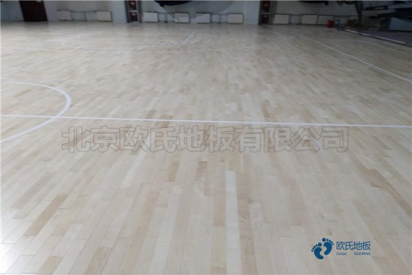體育木地板每平方價(jià)格1